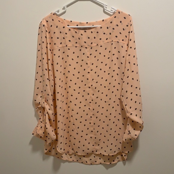 LOFT Tops - NWT- Ann Taylor Loft, long sleeve blouse with button sleeve.
